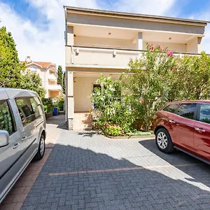Ksenija Apartman